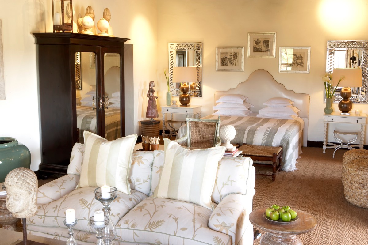 BK Deluxe Room 011 S.jpg