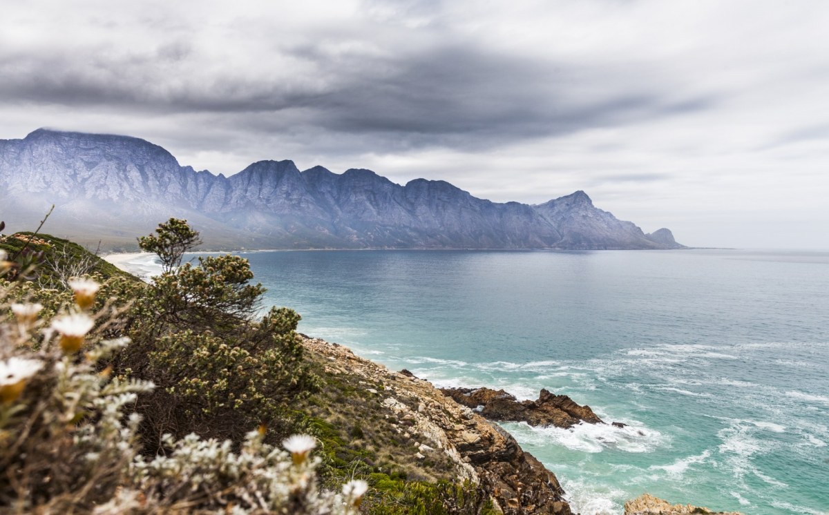 Cape Coast-484863738_1680x1045