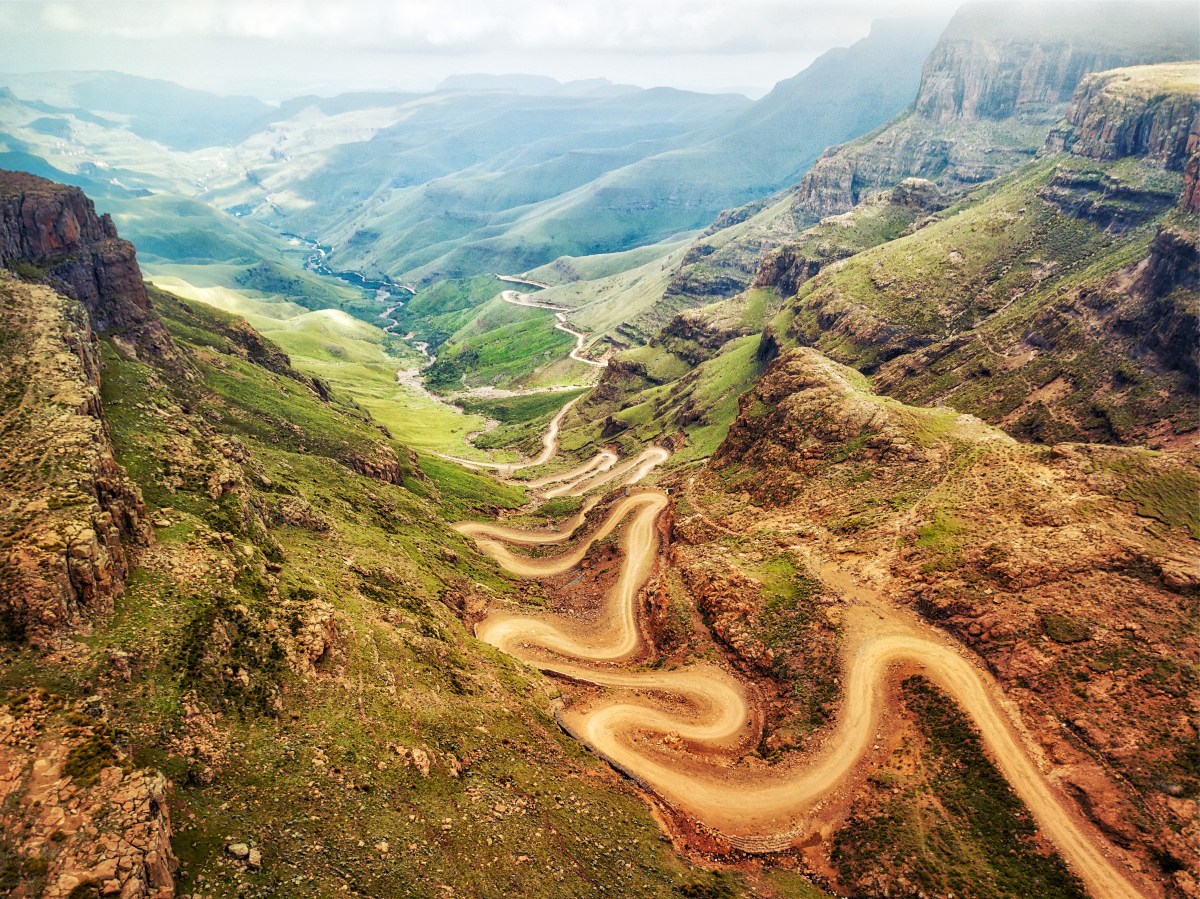 Sani Pass-936440996.jpg
