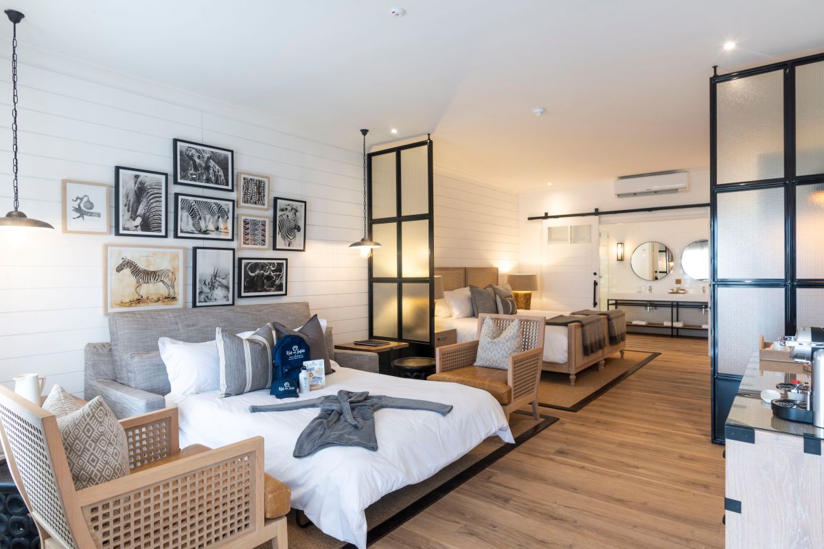 RD bedroom plus sleeper couch.jpg