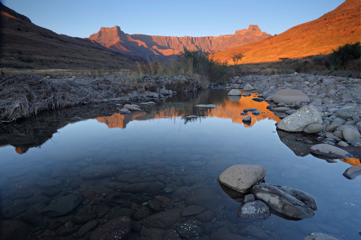 Drakensberg_BGTDF7.jpg