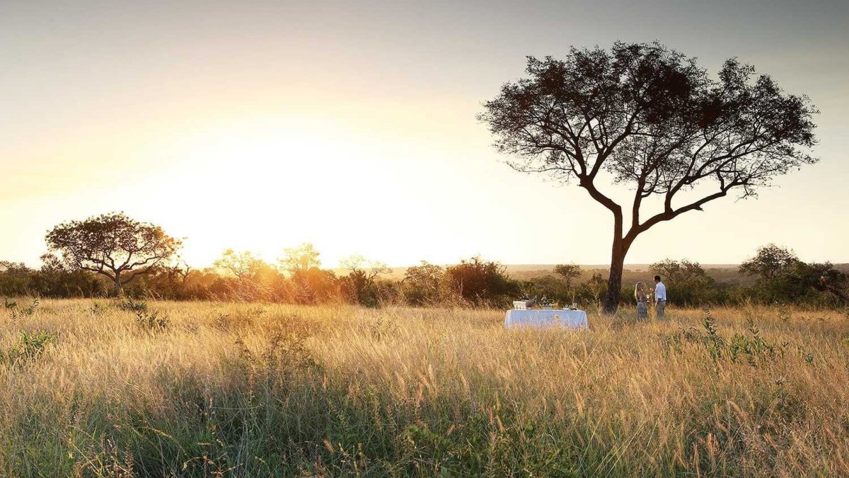 londo_drinkstop33.jpg__1920x1080_q85_crop_subsampling-2_upscale