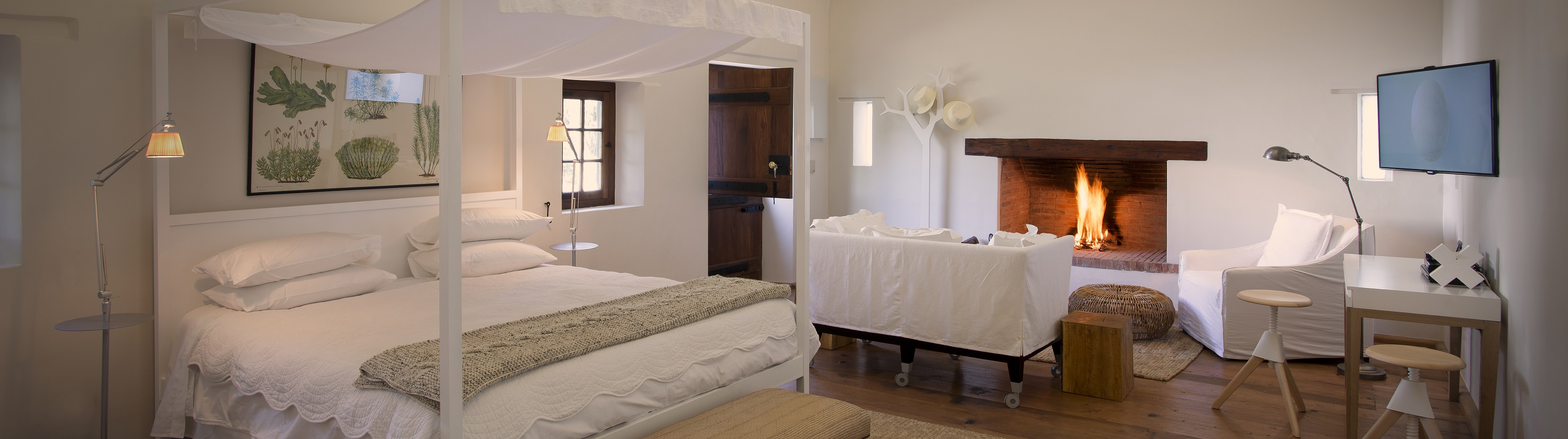 8.COTTAGE BEDROOM AND FIREPLACE Garden Cottage resized